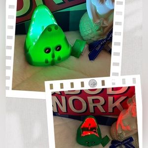 SALE! BATH AND BODY WORKS LIGHT UP GATOR 🐊 SOAP HOLDER